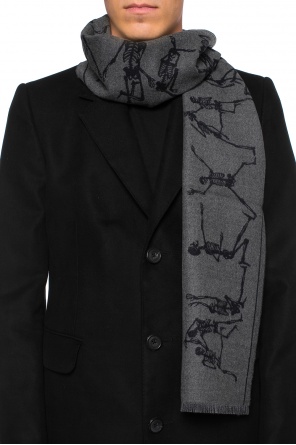 Reversible scarf with skeleton motif, zdjęcie 2 Reversible scarf with skeleton motif od Alexander McQueen